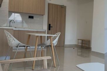 Aradia Residence @ Lake City