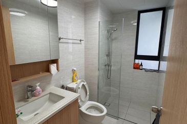 Aradia Residence @ Lake City