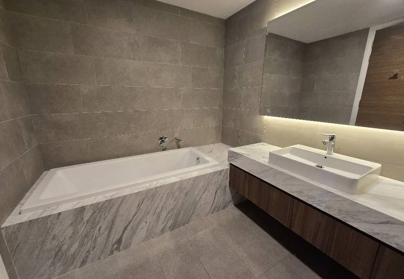 Aria Luxury Residence