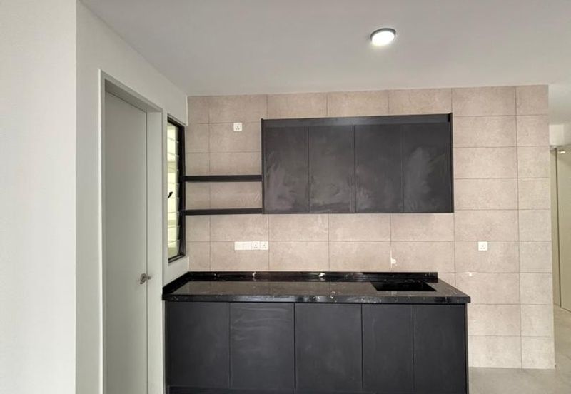 KL Setapak Brand New Condo EdgeWood 3room Partial Furnished unit for Rent