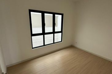 M Adora @ Wangsa Melawati