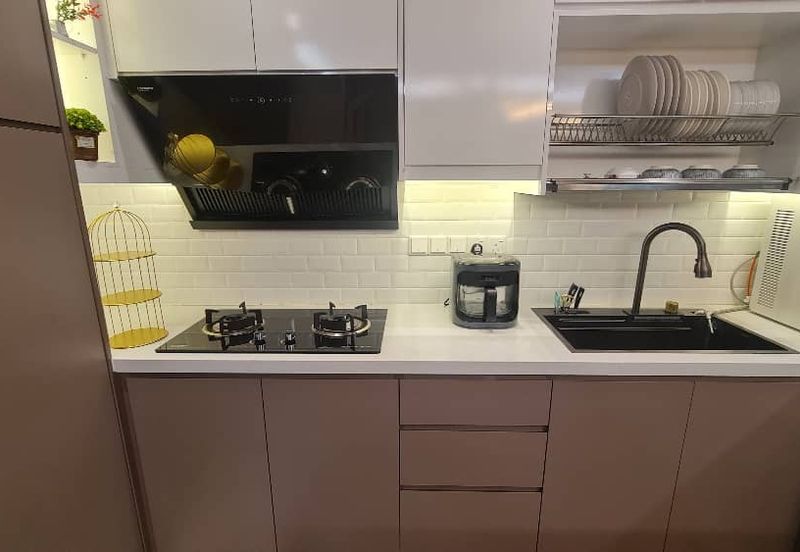 Henna Residence @ The Quartz