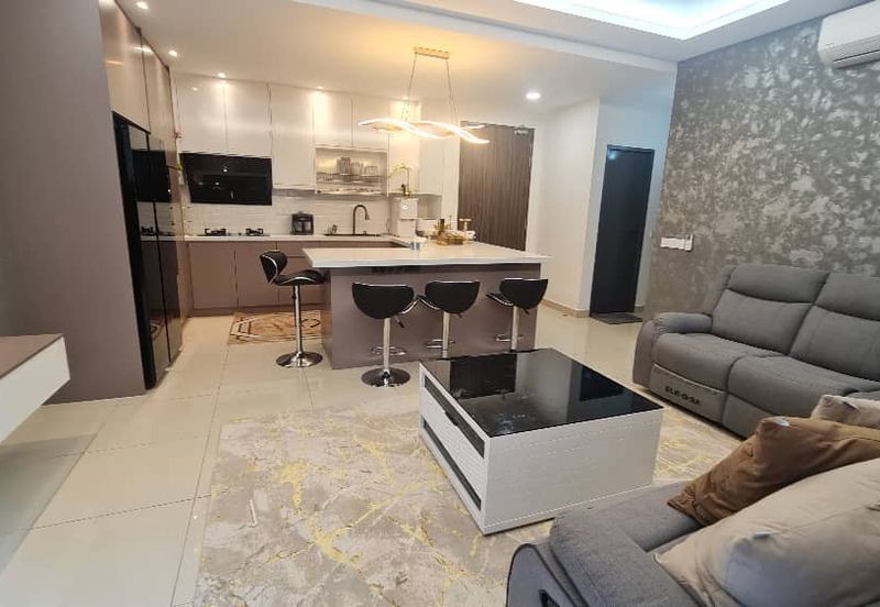 Henna Residence @ The Quartz