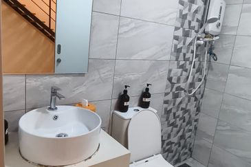 Arte Cheras @ Taman Midah