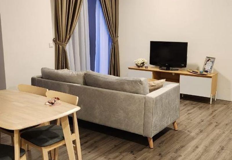 Henna Residence @ The Quartz