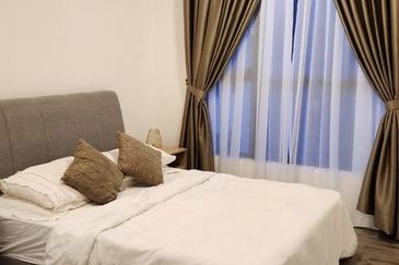 Henna Residence @ The Quartz