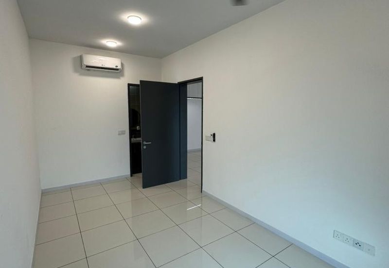 The Valleys @ SkySierra