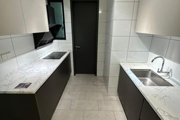 The Valleys @ SkySierra