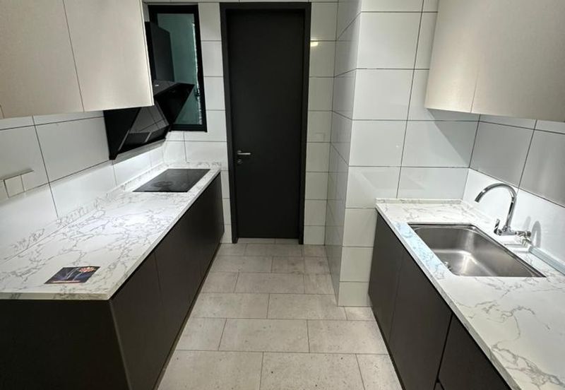 The Valleys @ SkySierra