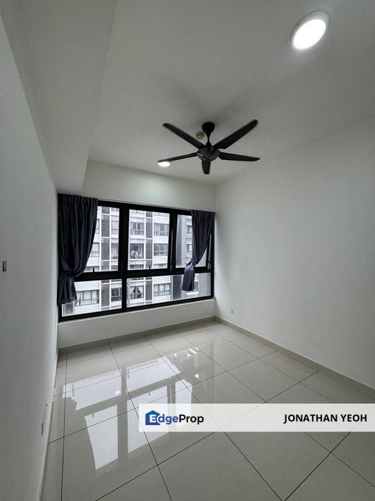 Sungai Buloh Dsara Sentral Condo Partly Furnished For Rent, Selangor, Sungai Buloh