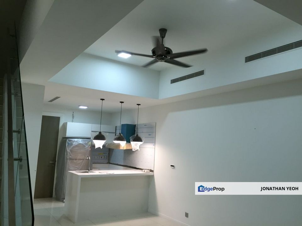 KL Jalan Ampang M city Duplex Soho Partly Furnished For Rent, Kuala Lumpur, Ampang