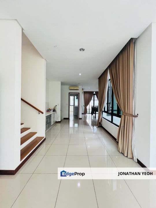 KL Suwway Monatan Courtyard 5 Bed Partly Furnished For Sale, Kuala Lumpur, Taman Melawati