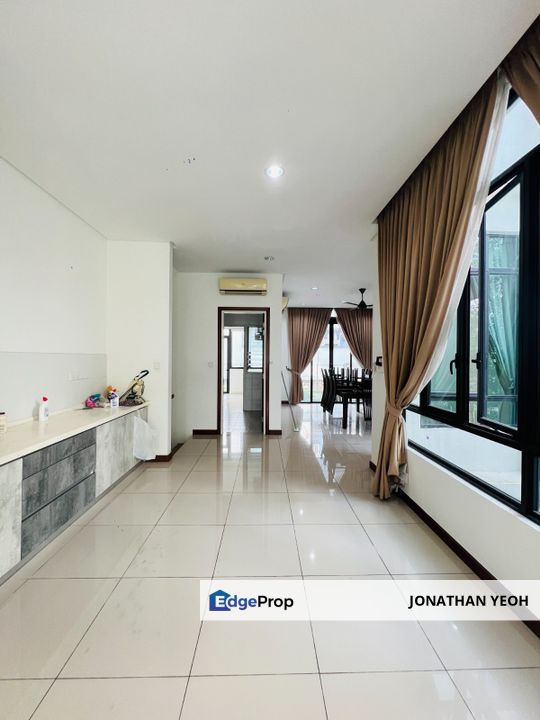KL Suwway Monatan Courtyard 5 Bed Partly Furnished For Sale, Kuala Lumpur, Taman Melawati