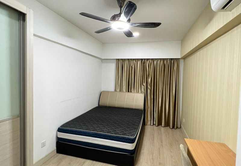 Royalle Condominium @ North Kiara