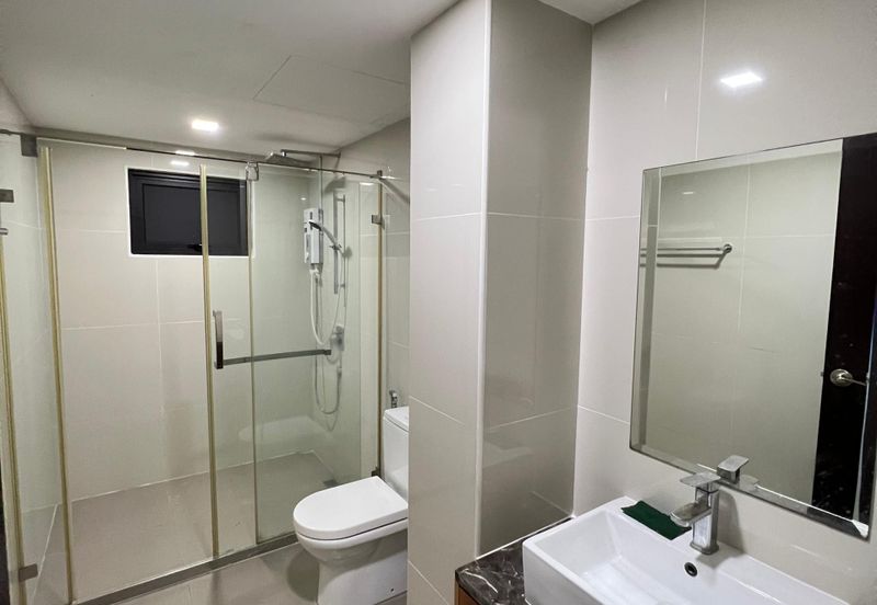 Royalle Condominium @ North Kiara