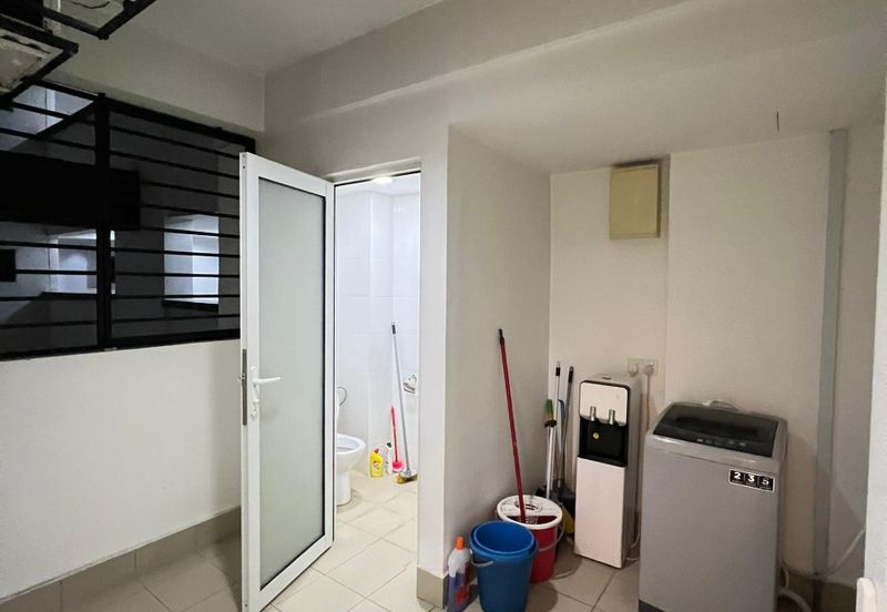 Royalle Condominium @ North Kiara