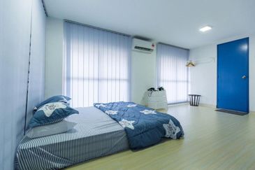 Colonial @ Empire city