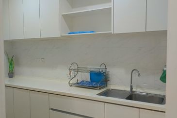 KL Taman Melawati Office Lot Corporate Concept Semi Furnished For Rent