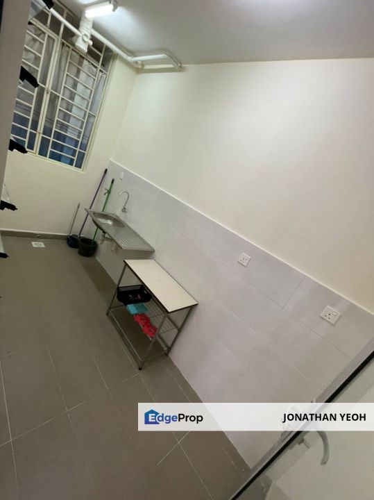 KL Setapak Platinum Lake Pv 21 Partly Furnish 2r2b For Sell, Kuala Lumpur, Setapak