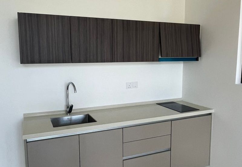 Henna Residence @ The Quartz