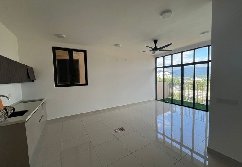 Henna Residence @ The Quartz