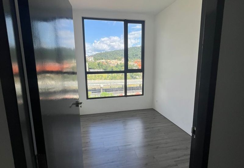 Henna Residence @ The Quartz