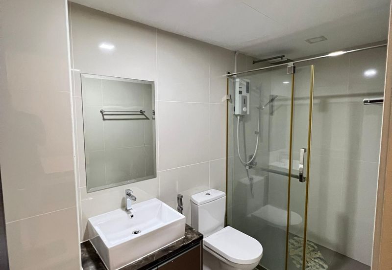 Royalle Condominium @ North Kiara