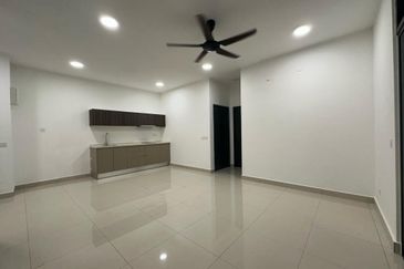 Henna Residence @ The Quartz