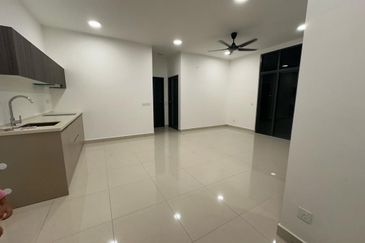 Henna Residence @ The Quartz