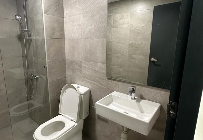 Henna Residence @ The Quartz