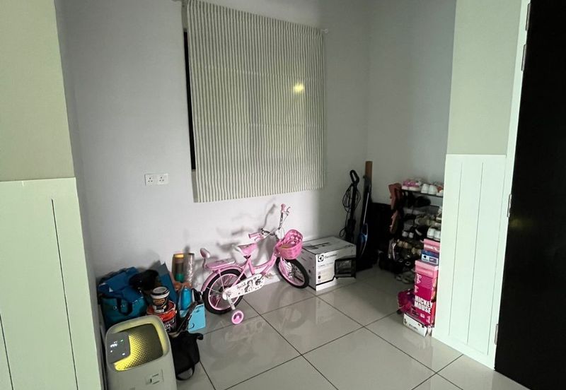 The Valleys @ SkySierra