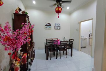 KL Taman Melawati Single Story Terrace Freehold 3r2b 22 x 80 For Sales