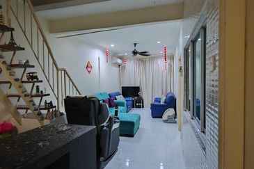 KL Taman Melawati Single Story Terrace Freehold 3r2b 22 x 80 For Sales