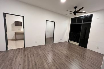 Henna Residence @ The Quartz