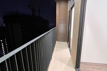 Henna Residence @ The Quartz