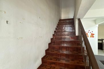KL Taman Melawati 2 Story Freehold Terrace House For Sales Extended