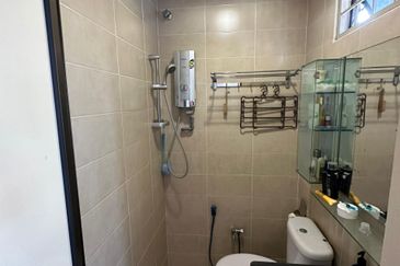 KL Taman Melawati 2 Story Freehold Terrace House For Sales Extended