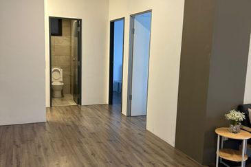 Henna Residence @ The Quartz