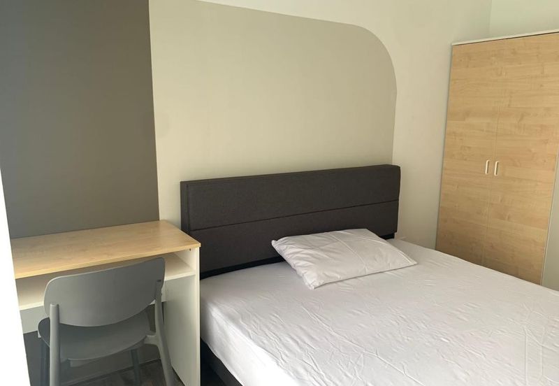 Henna Residence @ The Quartz