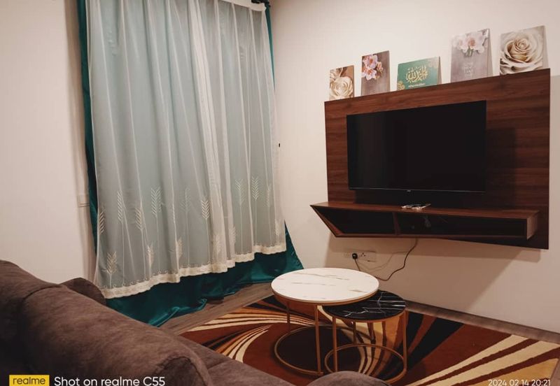 Henna Residence @ The Quartz