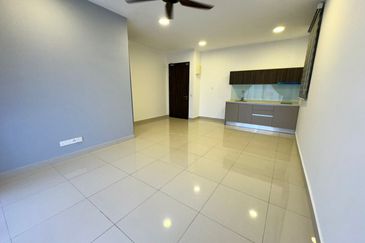 Henna Residence @ The Quartz