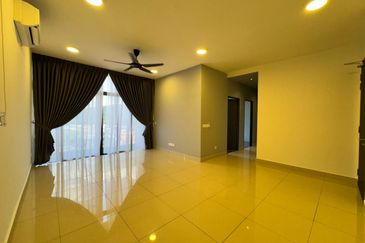 Henna Residence @ The Quartz