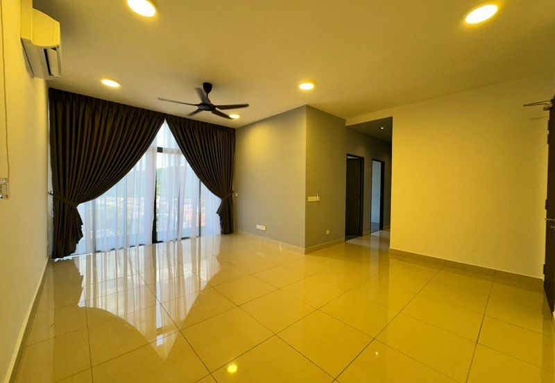 Henna Residence @ The Quartz