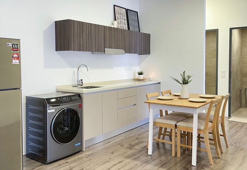 Henna Residence @ The Quartz