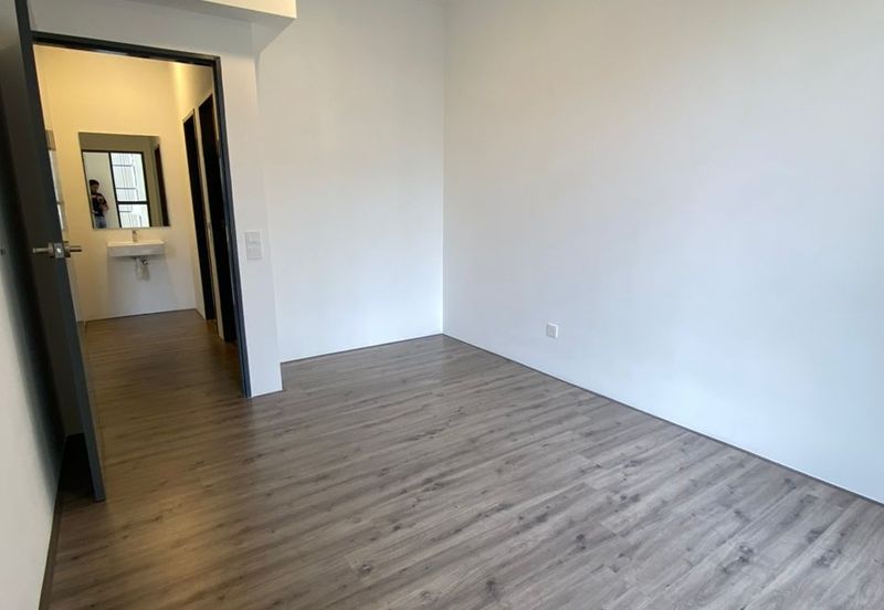 Henna Residence @ The Quartz