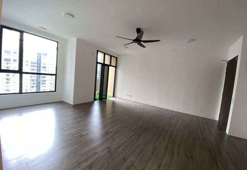 Henna Residence @ The Quartz