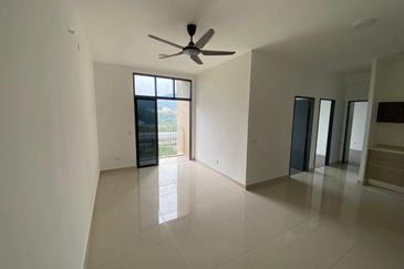 Henna Residence @ The Quartz