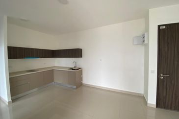 Henna Residence @ The Quartz