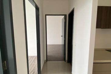 Henna Residence @ The Quartz