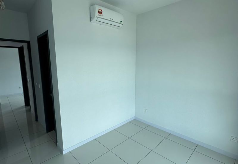 The Valleys @ SkySierra